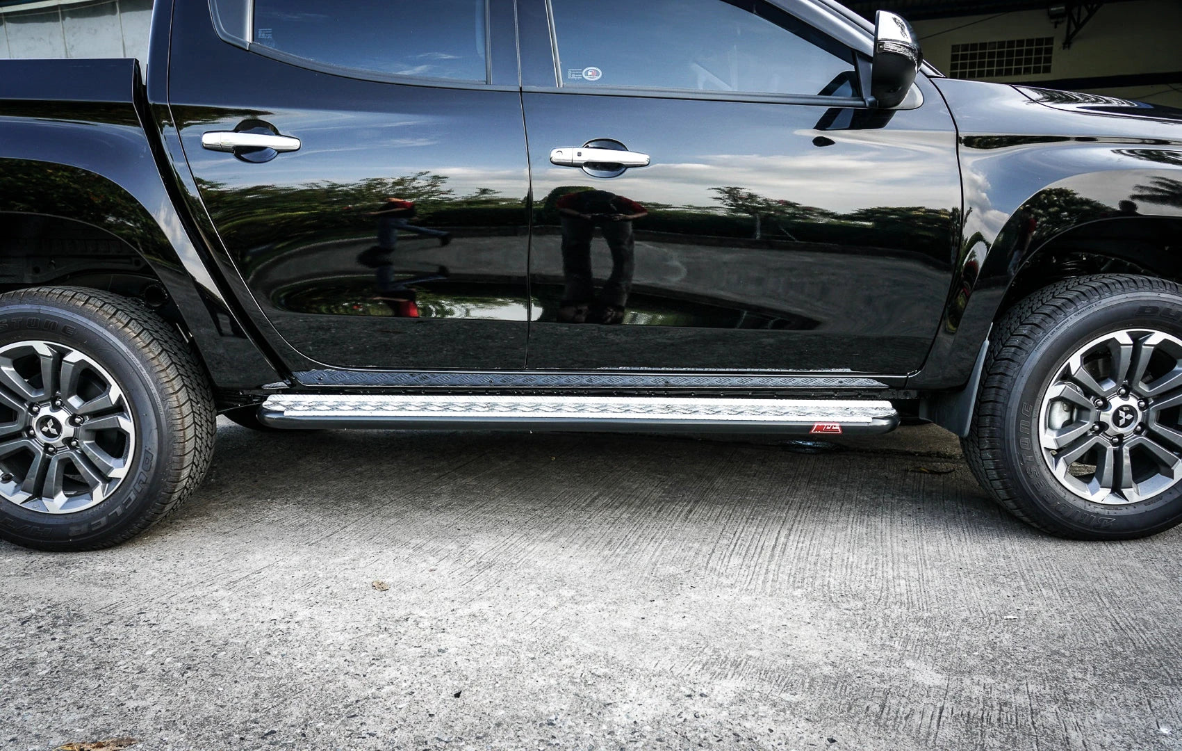 Triton ML,MN,MQ,MR 2006-ON 030-09SBS All Sand Black Side Step Package - SKU MCC-02002-309SBS