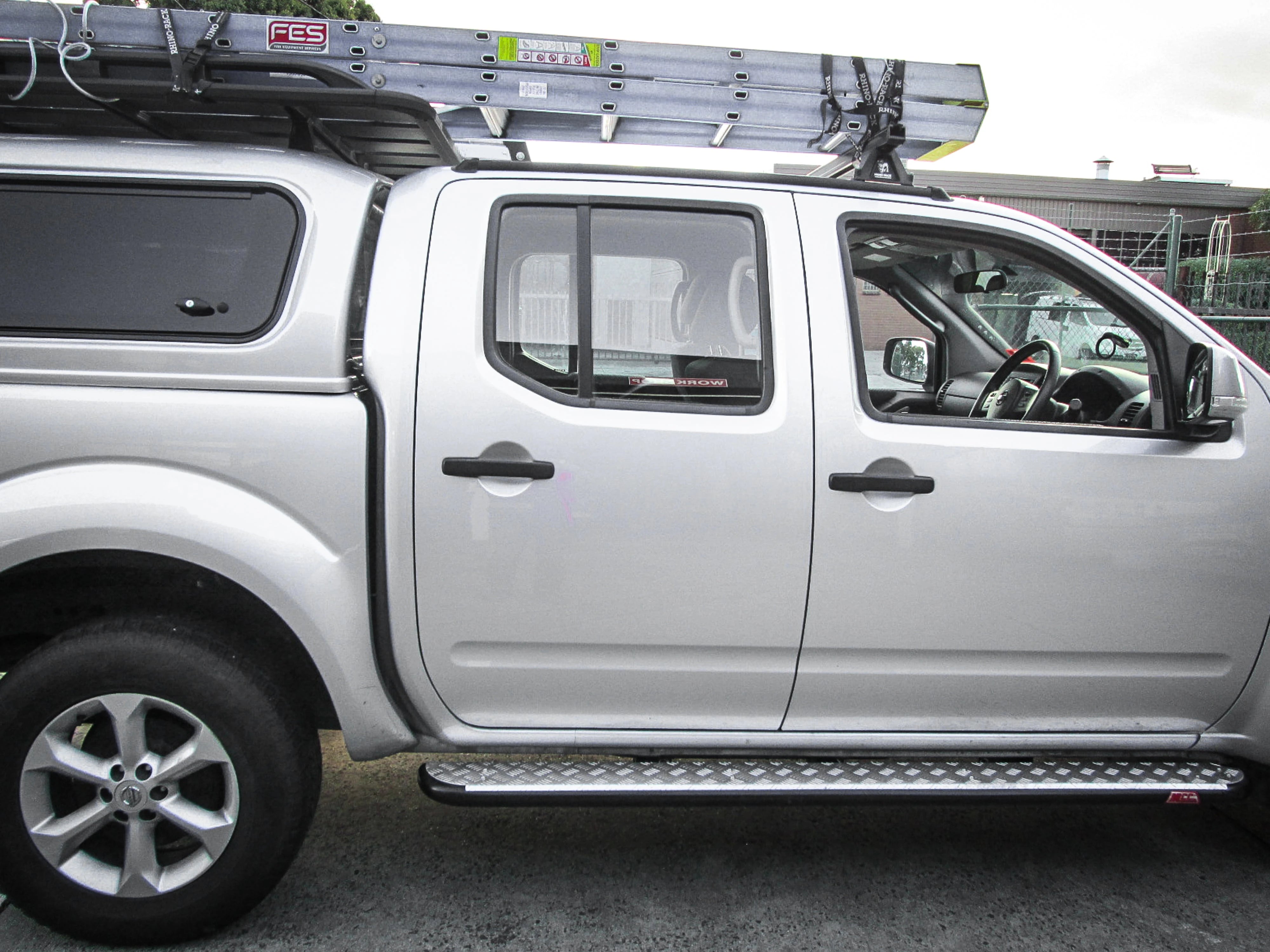 Navara D40 2005-2015 030-09SBS All Sand Black Side Step Package - SKU MCC-03006-309SBS