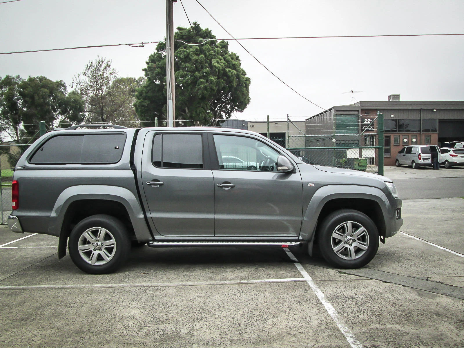 Amarok 2011-2022 030-09SBS All Sand Black Side Step Package - SKU MCC-04001-309SBS