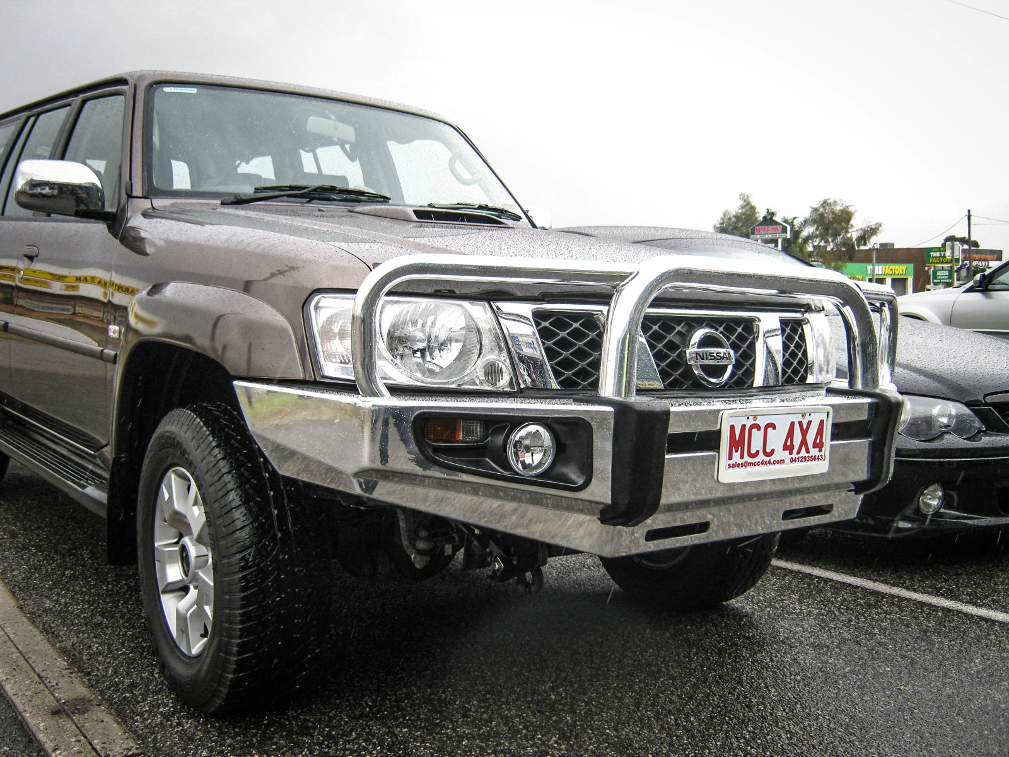 GU Patrol Y61 1997-2005 707-01A Alloy Falcon Bull Bar Triple Loops Package (LED Foglight) - SKU MCC-03003-701AWFOGUP