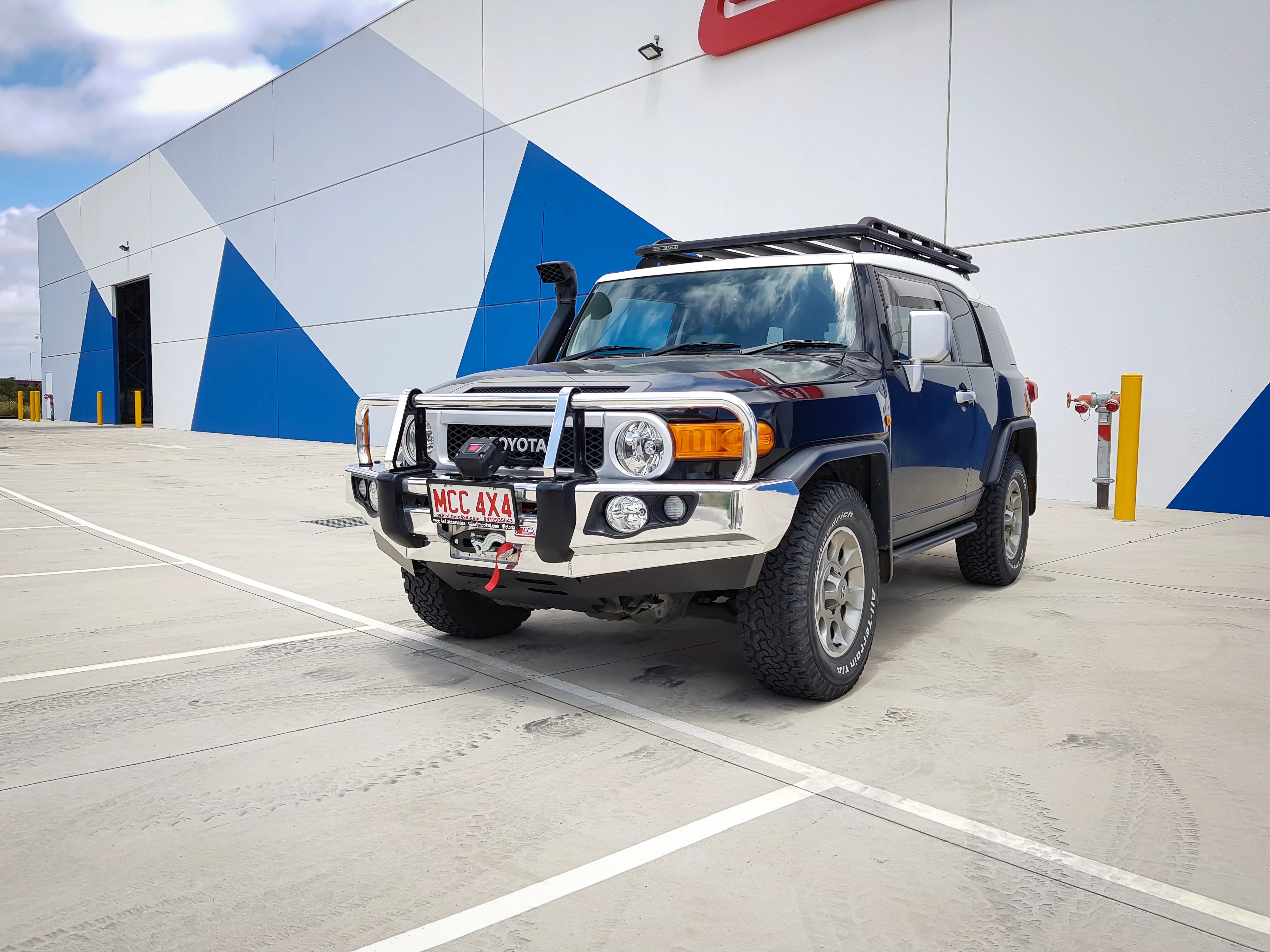 FJ Cruiser XJ10 2006-2017 707-02A Alloy Falcon Bull Bar A-Frame Package (No Foglight) - SKU MCC-01012-702AW