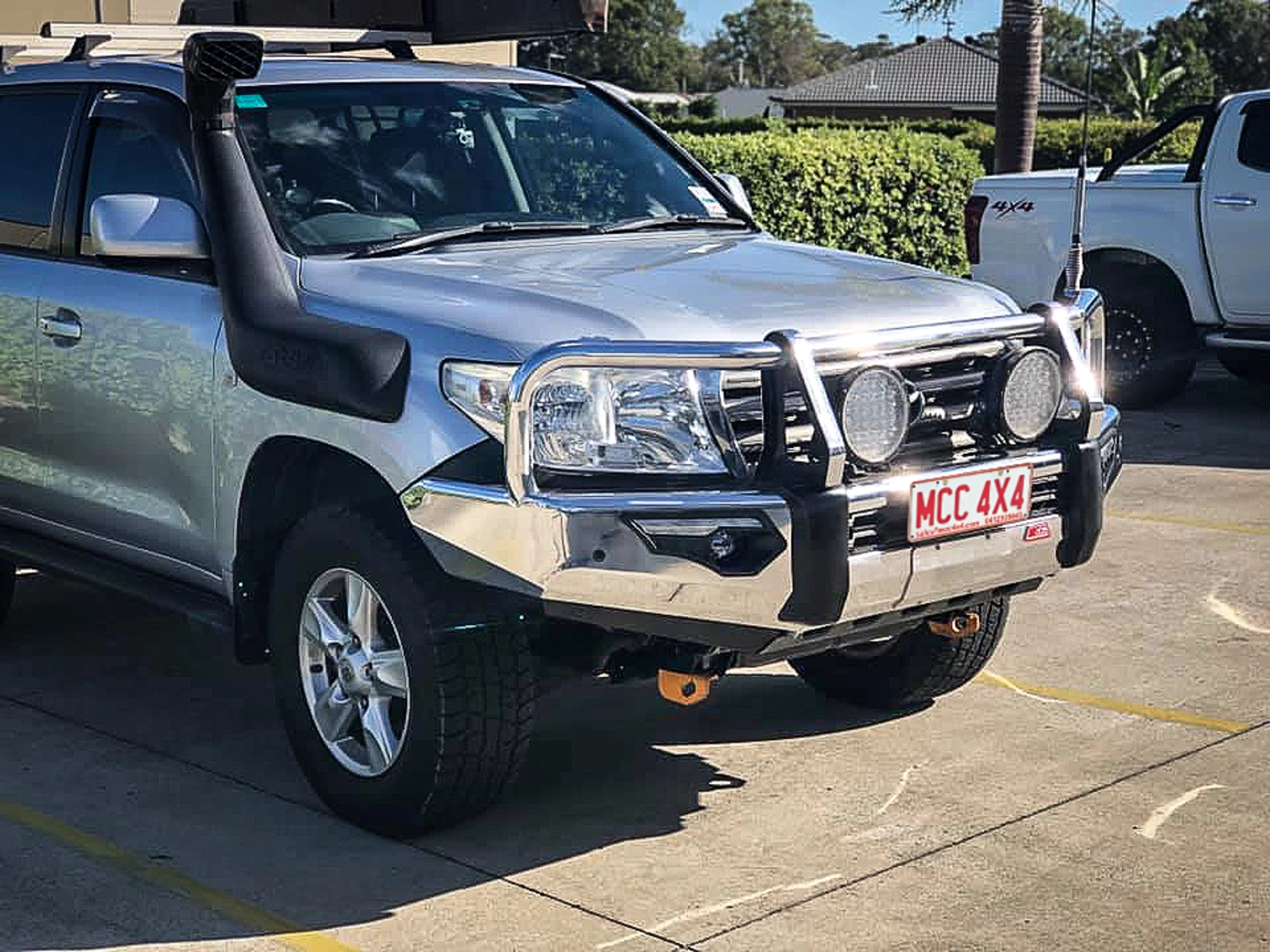 Land Cruiser 200 Series Prefacelift 2007-2015 808-02A Alloy Phoenix Bull Bar Black A-Frame Package - SKU MCC-01008-802AW