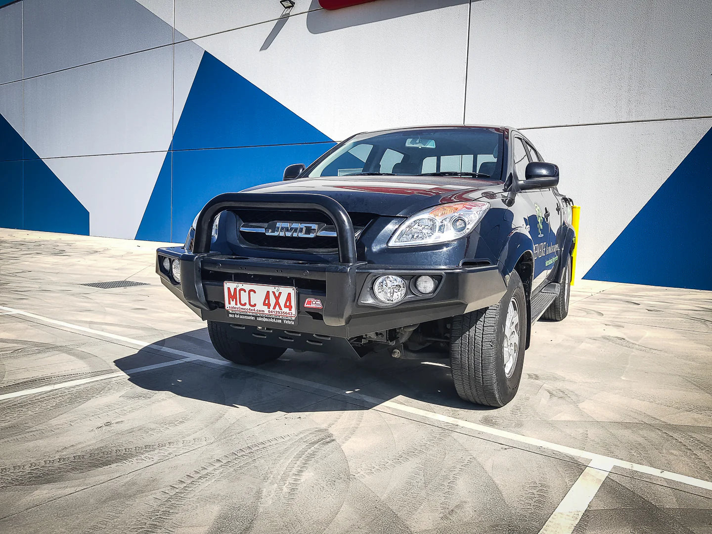 JMC Vigus 2015-On 707-01 Falcon Bull Bar Single Black Loops Package (LED Foglight) - SKU MCC-13001-701SBLFOGUP