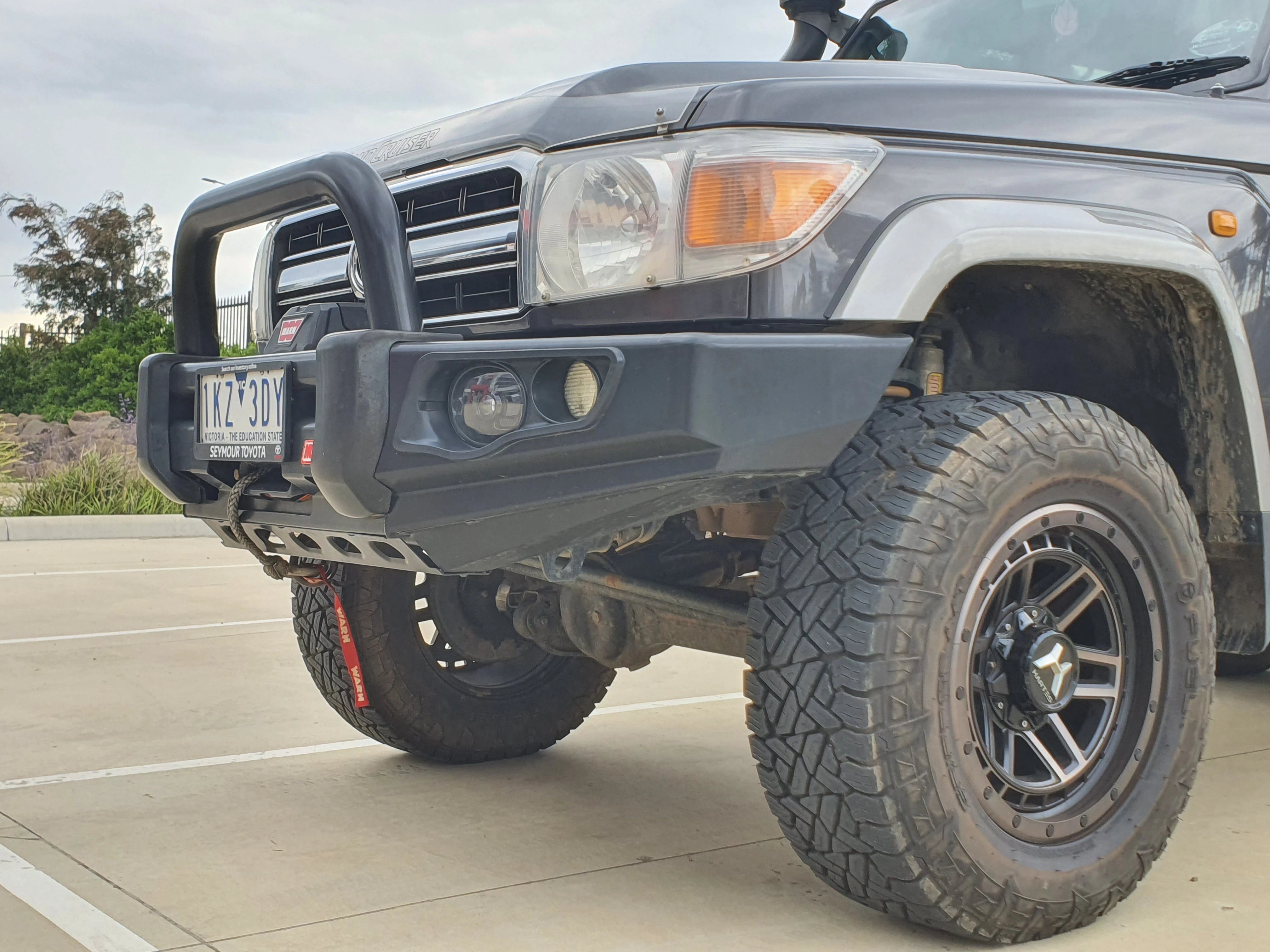 Land Cruiser 70 2007-2023 707-01 Falcon Bull Bar Single Black Loops Package (No Foglight) - SKU MCC-01005-701SBL
