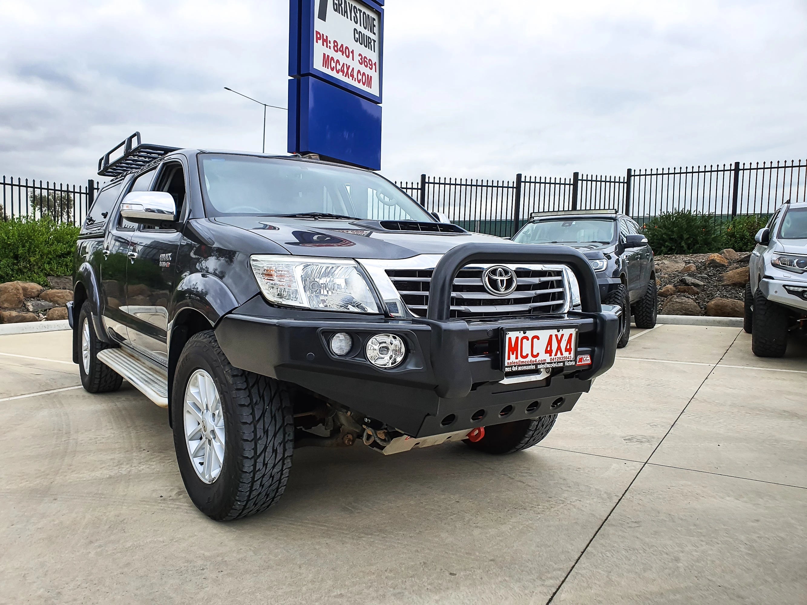 Hilux KUN26R 2012-2015 707-01 Falcon Bull Bar Single Black Loops Package (No Foglight) - SKU MCC-01015-701SBL