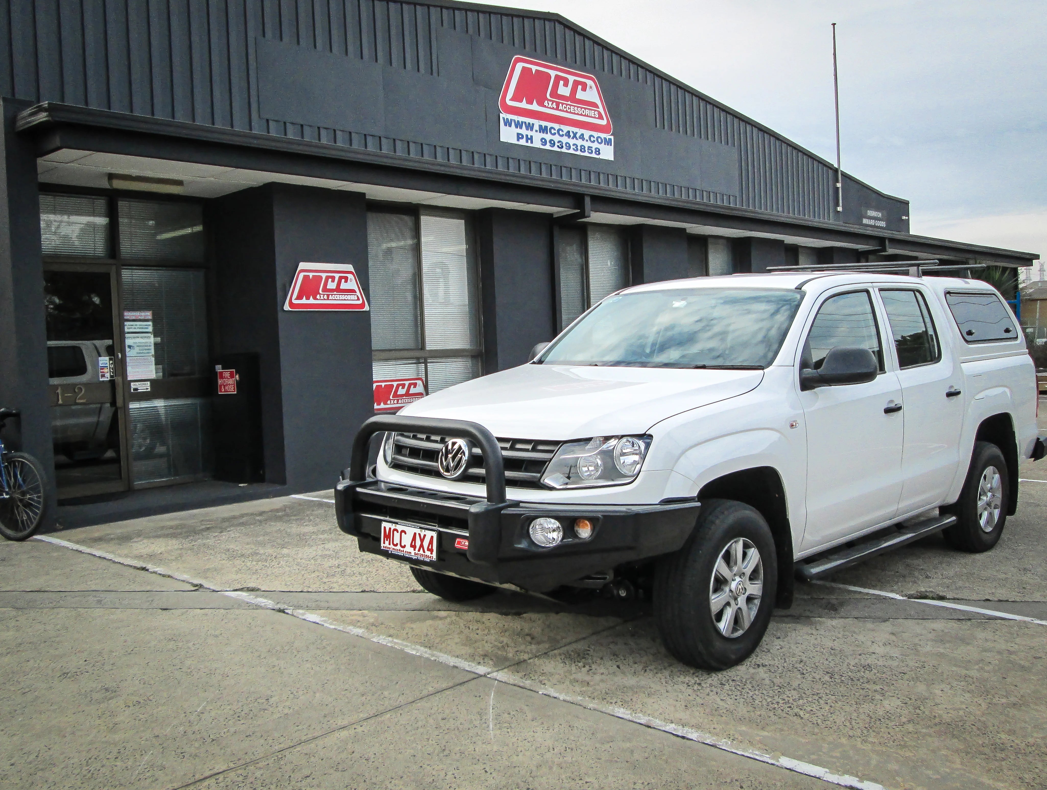 Amarok 2011-2022 707-01 Falcon Bull Bar Single Black Loops Package (LED Foglight) - SKU MCC-04001-701SBLFOGUP