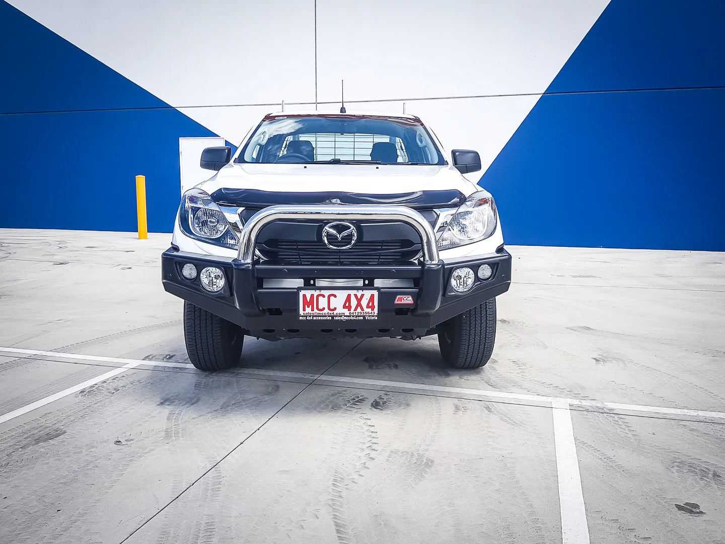 BT50 UP UR 2012-2020 707-01 Flacon Bull Bar Single Stainless Loops Package (LED Foglight) - SKU MCC-06002-701SSLFOGUP