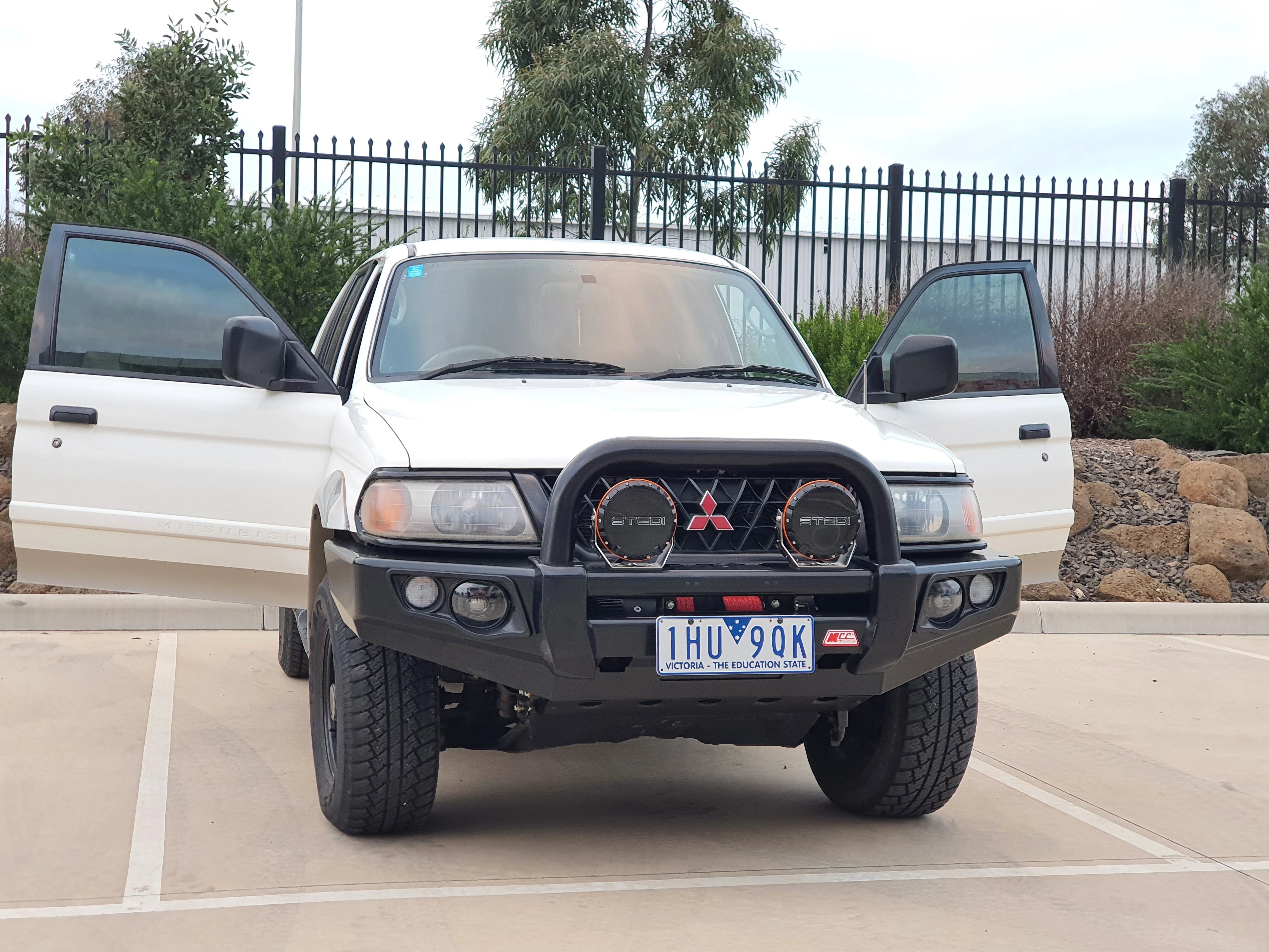 Triton ML,MN 2006-2015 707-01 Falcon Bull Bar Single Stainless Loops Package (No Foglight) - SKU MCC-02002-701SSL