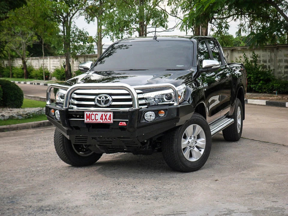Hilux 2016-2020 707-01 Falcon Bull Bar Single Stainless Loops Package (No Foglight) - SKU MCC-01017-701SSL