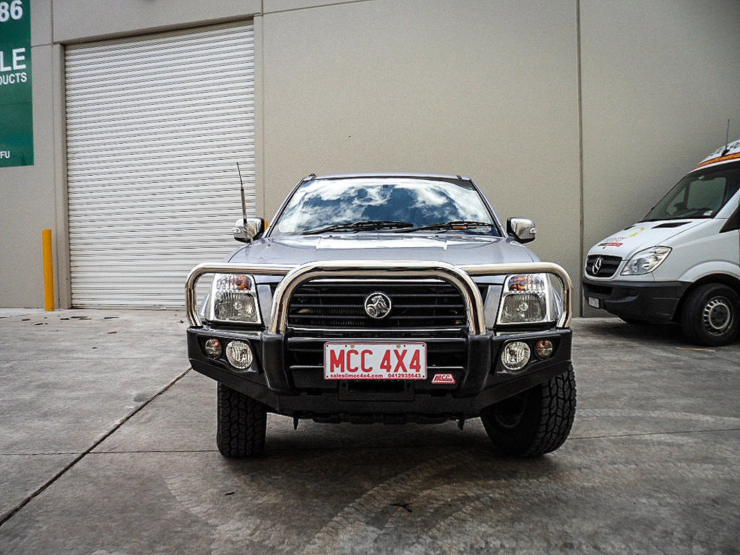 Dmax 2003-2006/ Holden Rodeo RA 707-01 Falcon Bull Bar Triple Stainless Loop Package (No Foglight)- SKU MCC-07001-701UP