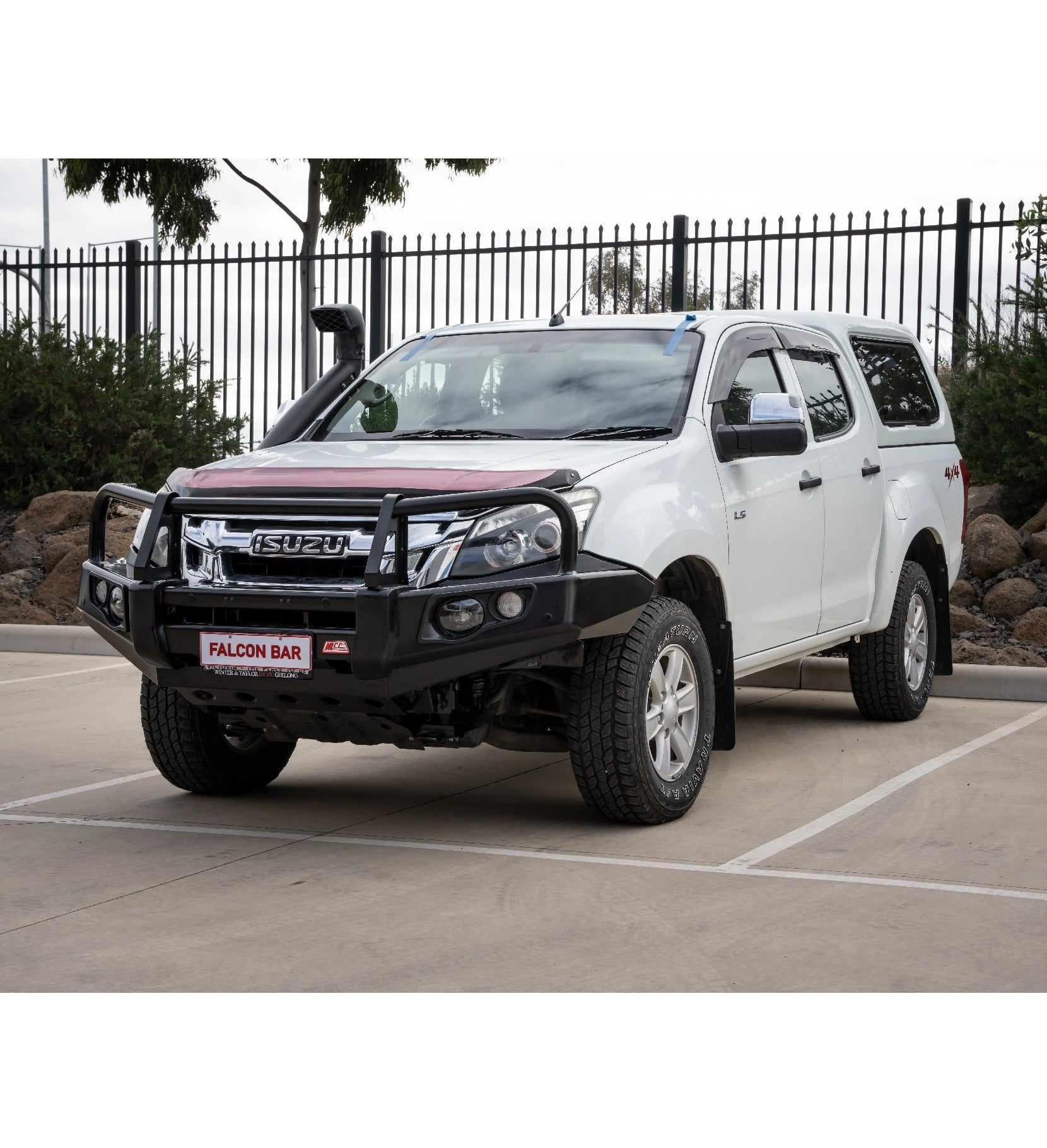 Dmax RT 2012-2016 2wd 707-02 Narrow Falcon Bull Bar A-Frame Package (No Foglight) - SKU MCC-08004-702NUP