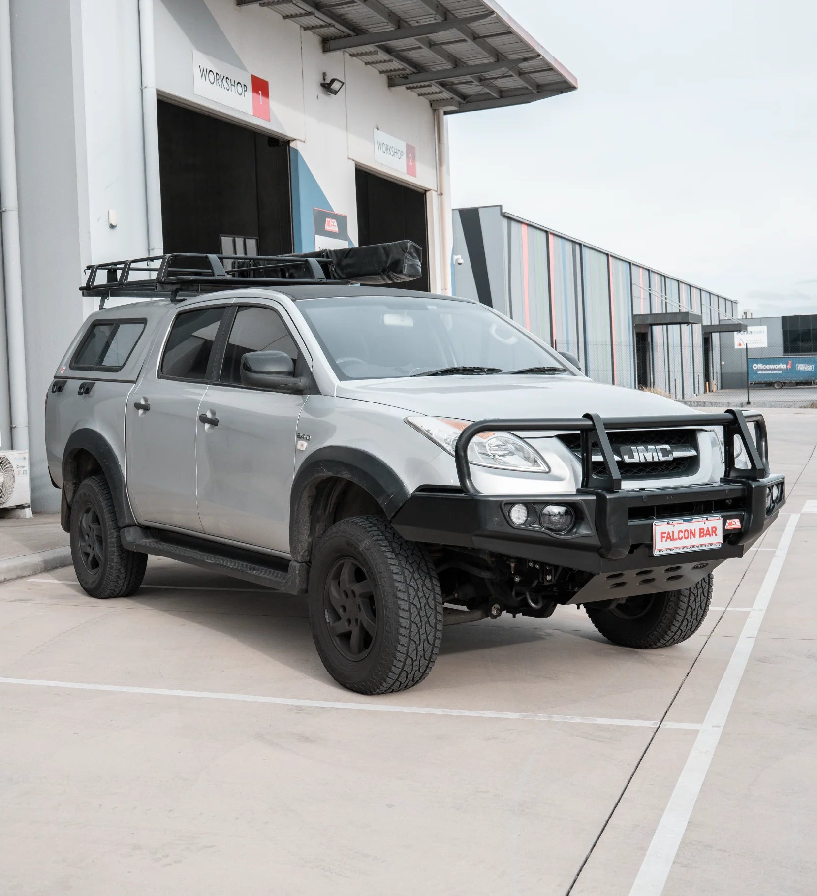 JMC Vigus 2015-On 707-02 Falcon Bull Bar Black A-Frame Package (LED Foglight) - SKU MCC-13001-702FOGUP