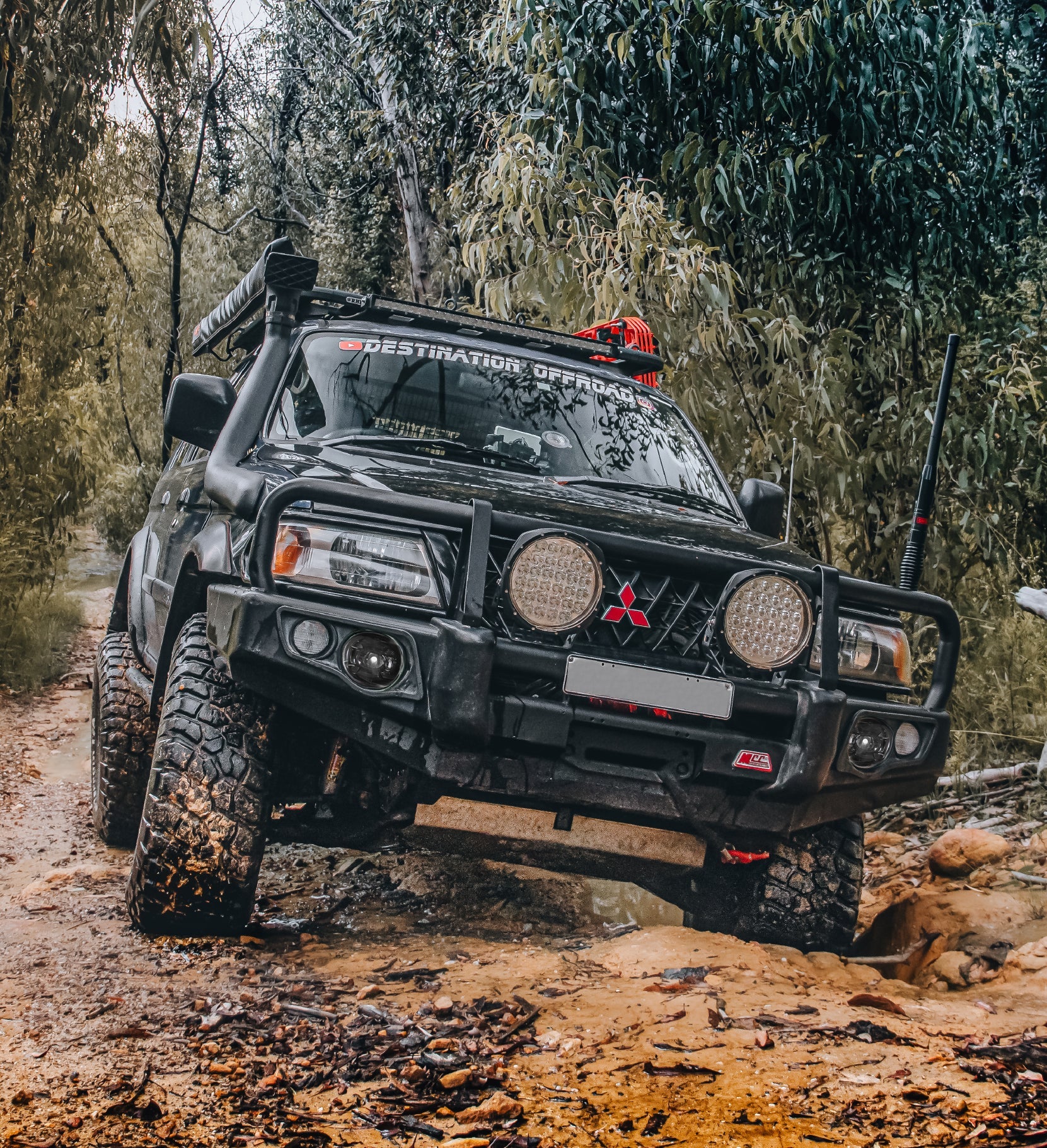 Triton/Challenger MK/PA 1996-2006 707-02 Falcon Bull Bar A-Frame Package (LED Foglight) - SKU MCC-02001-702FOGUP