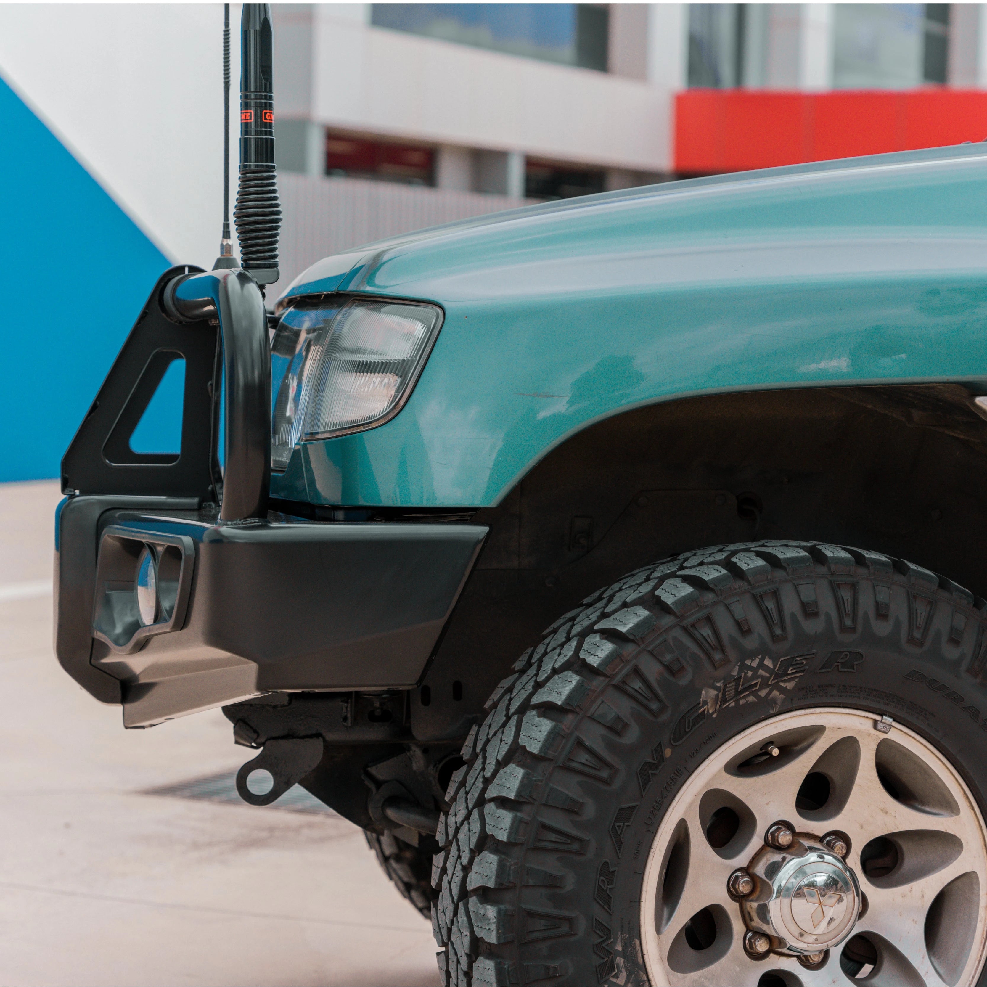 Pajero NH,NL 1991-1999 707-02 Falcon Bull Bar Black A-Frame Package (No Foglight) - SKU MCC-02007-702