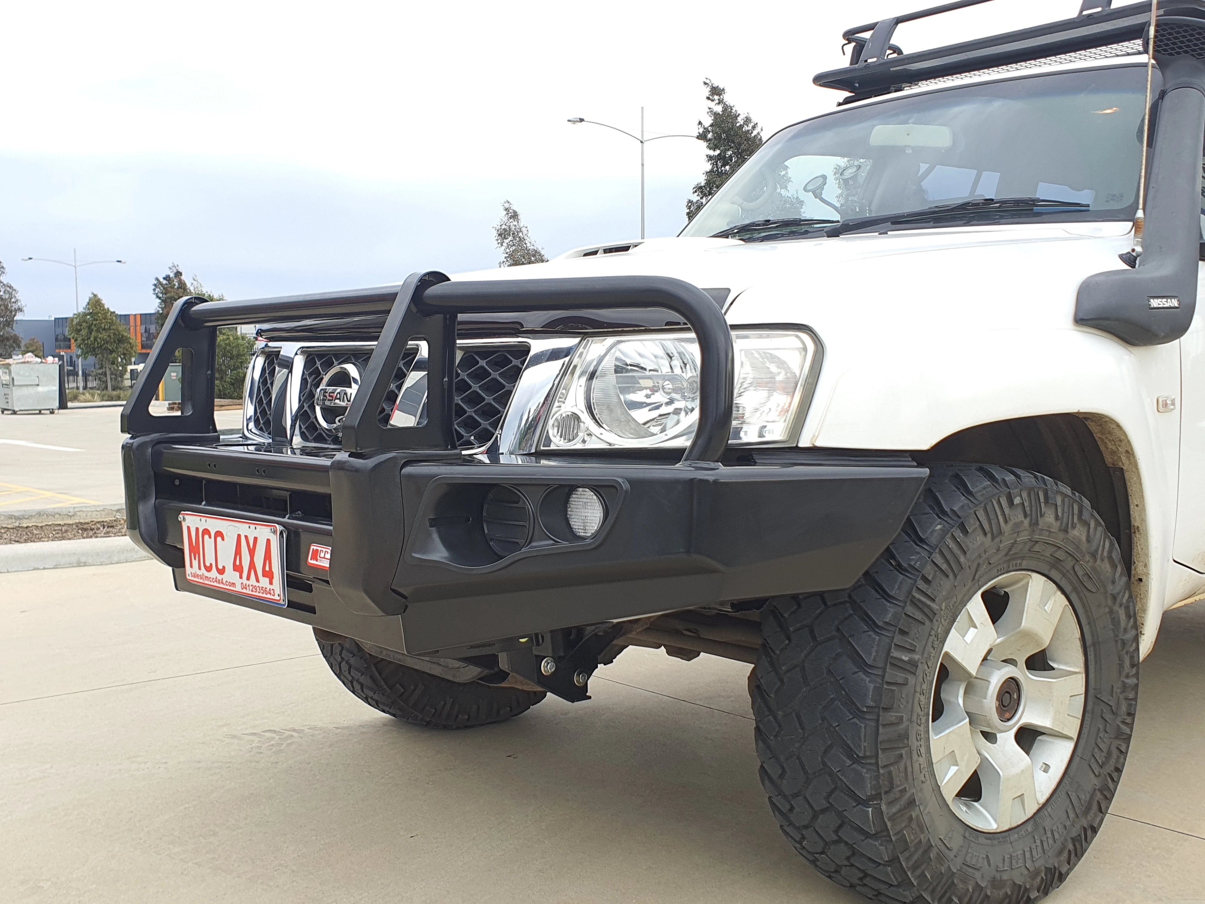 GU Patrol Y61 2005-2009 707-02 Falcon Bull Bar Black A-Frame Package (No Foglight) - SKU MCC-03004-702UP