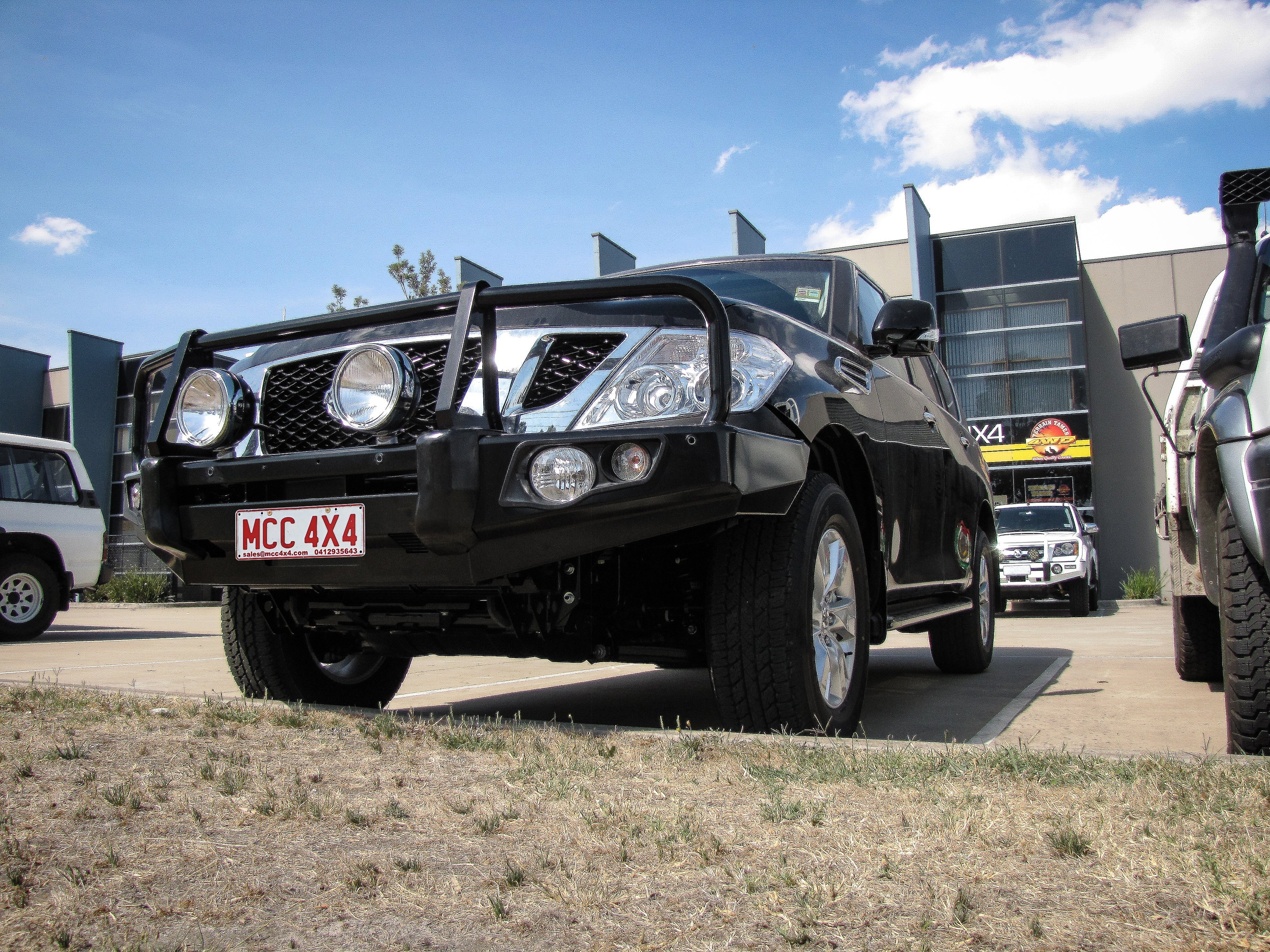 GU Patrol Y62 2010-2019 707-02 Falcon Bull Bar Black A-Frame Package (LED Foglight) - SKU MCC-03005-702FOGUP