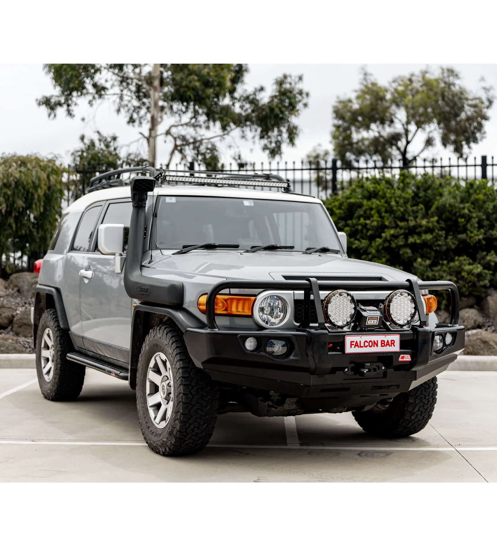 FJ Cruiser XJ10 2006-2017 707-02  Falcon Bull Bar Black A-Frame Package (LED Foglight) - SKU MCC-01012-702FOGUP