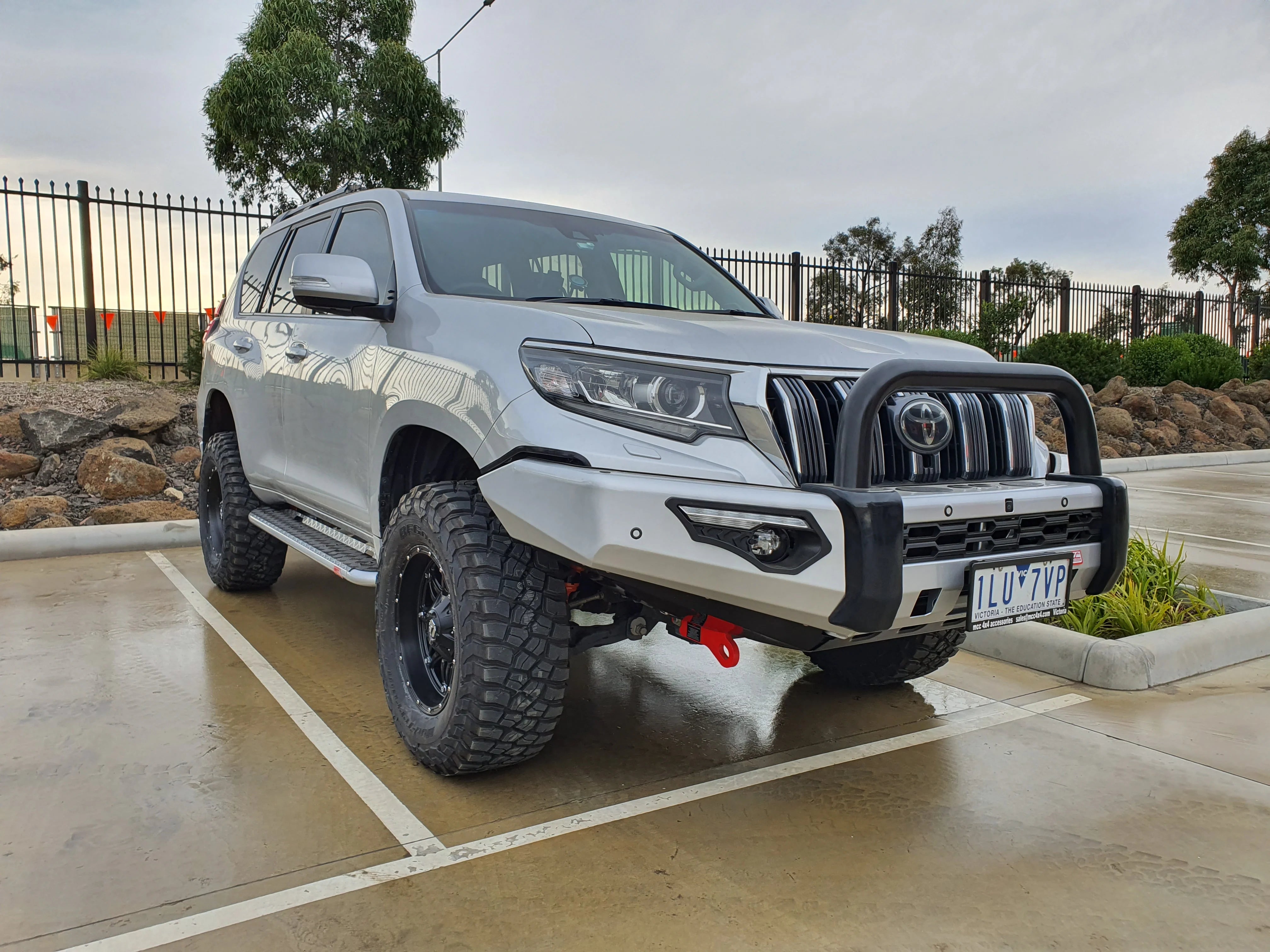 Prado 150 facelift 2017-Current 808-01 Phoenix Bull Bar Single Black Loops Package - SKU MCC-01020-801SBLUP