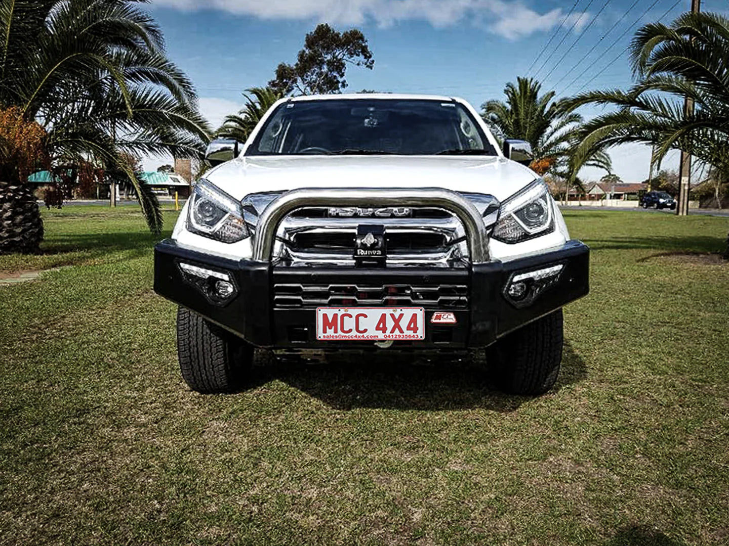 Dmax facelift 2017-2020 808-01SSL Phoenix Bull Bar Single Stainless Loops Package - SKU MCC-08005-801SSLUP