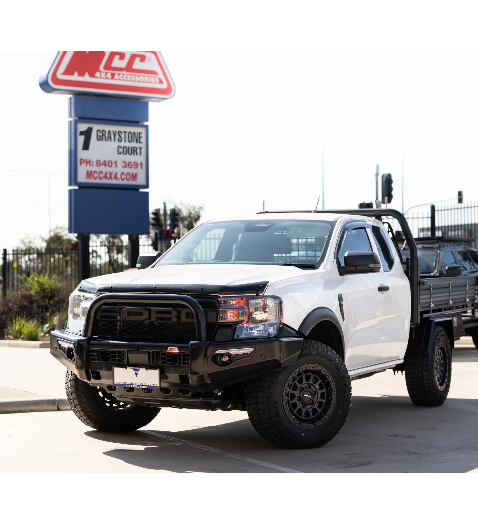 Next-Gen Ranger/Everest 2022-On 808-01 Phoenix Bull Bar Single Black Loops Package - SKU MCC-05010-801SBLUP
