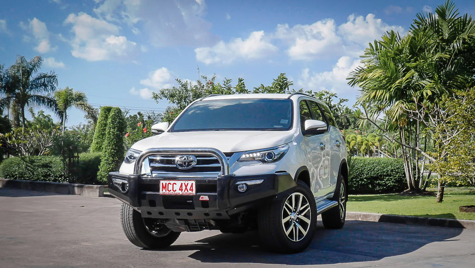 Fortuner 2015-2020 808-01 Phoenix Bull Bar Single Stainless Loops Package - SKU MCC-01018-801SSLUP