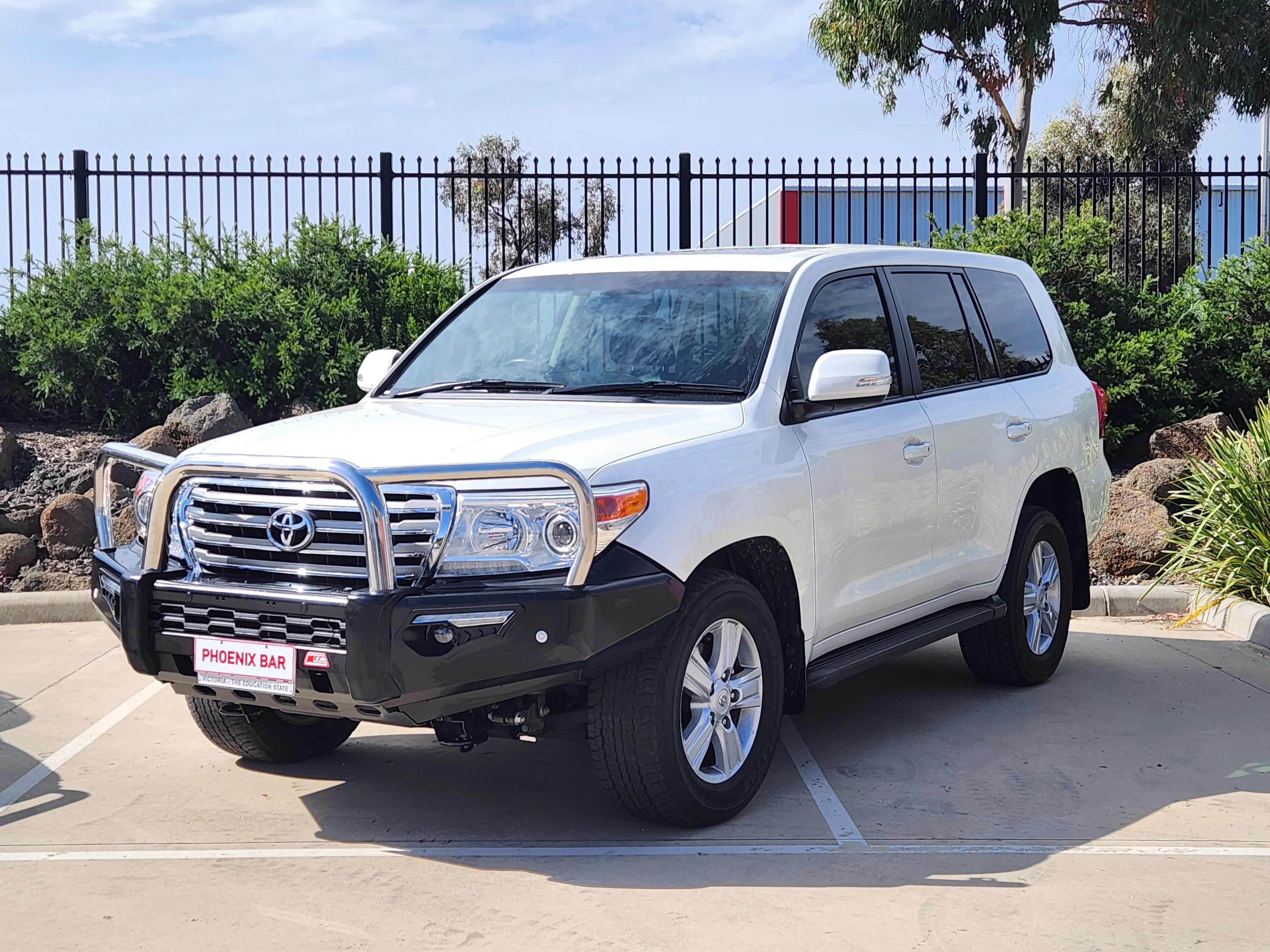 Land Cruiser 200 Series Prefacelift 2007-2015 808-01 Phoenix Bull Bar Triple Stainless Loops Package - SKU MCC-01008-801UP