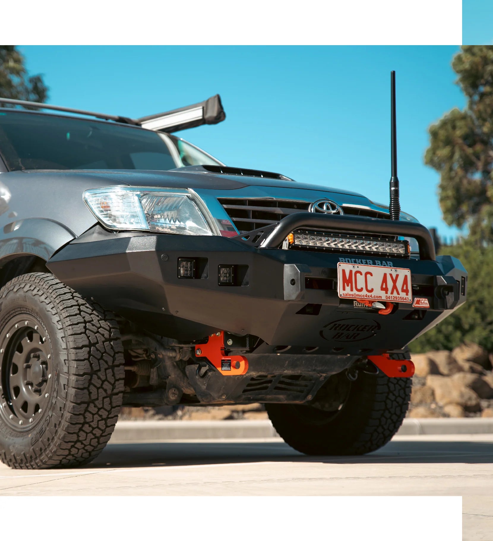 Hilux GGN25R 2005-2011 078-01SQL Rocker Bull Bar Single Low Loops Package - SKU MCC-01002-7801SQLUDP