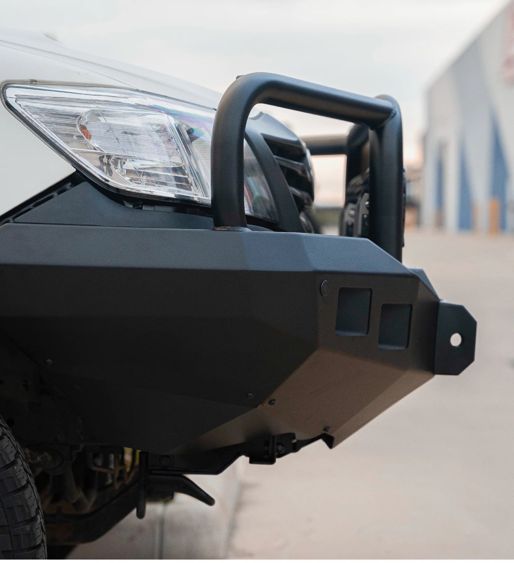 Hilux GGN25R 2005-2011 078-02SQ Rocker Bull Bar Triple Loops - SKU MCC-01002-7802SQUP