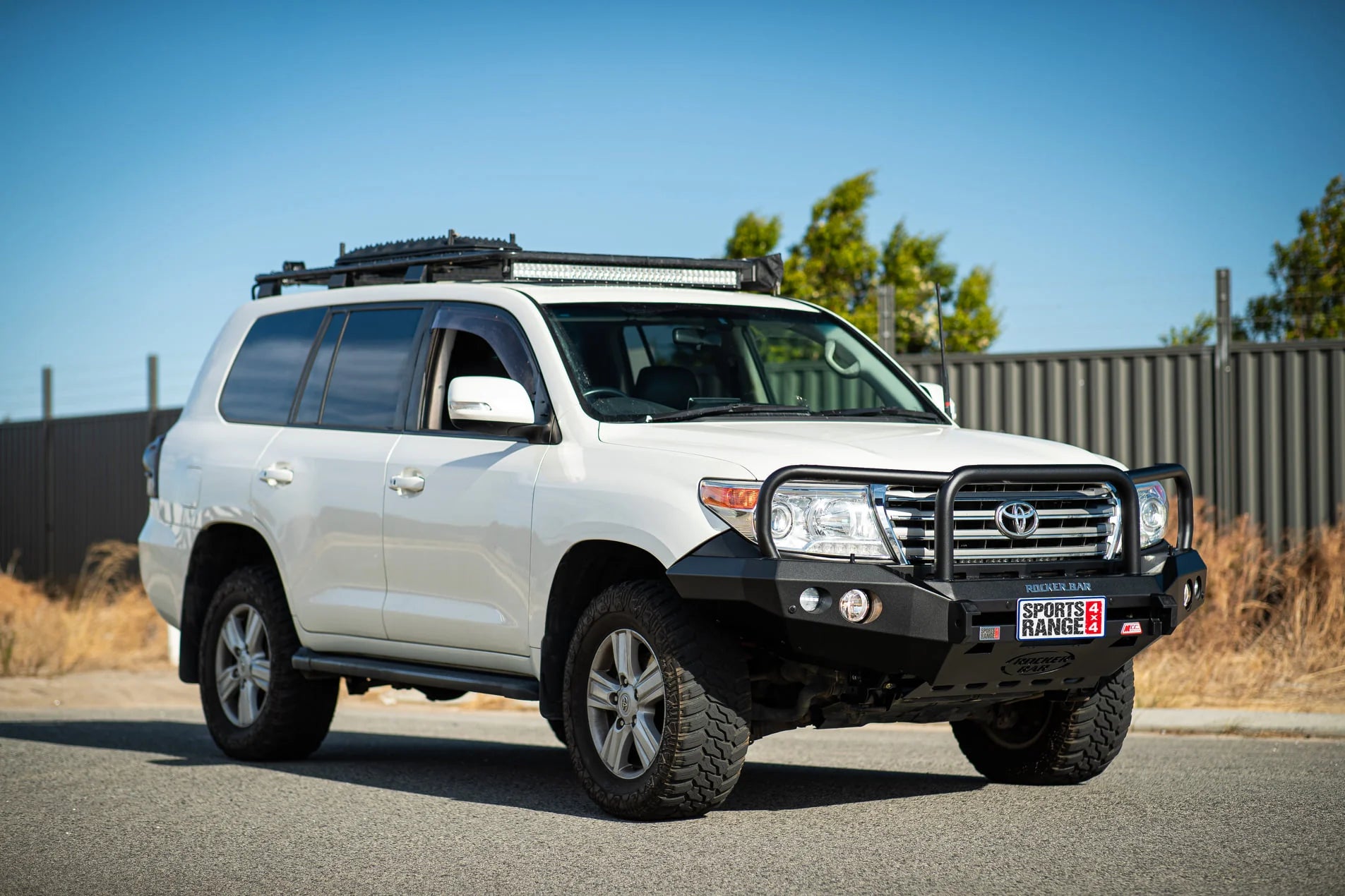 Land Cruiser 200 Series Prefacelift 2007-2015 078-02SQ Rocker Bull Bar Triple Loops Package - SKU MCC-01008-7802SQUP