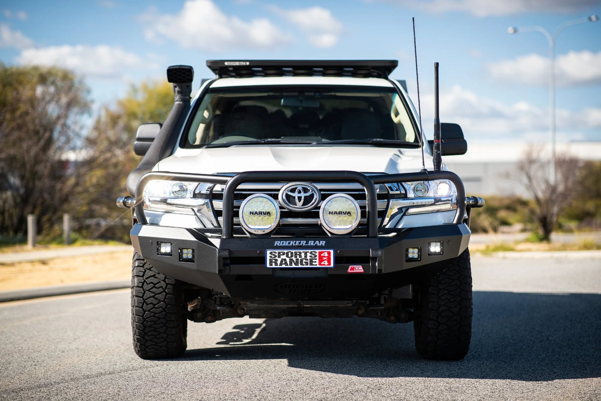 Land Cruiser 200 Series 2016-On 078-02SQ Rocker Bull Bar Triple Loops Package - SKU MCC-01019-7802SQUP