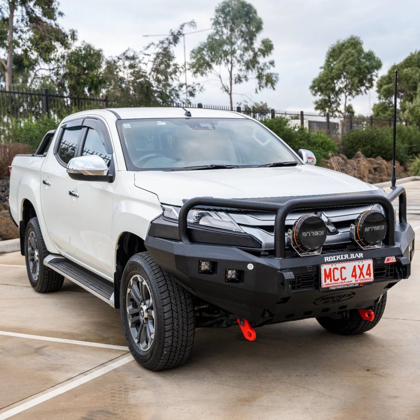 Triton MR 2019-On 078-02SQ Rocker Bull Bar Triple Loops Package - SKU MCC-02011-7802SQUP