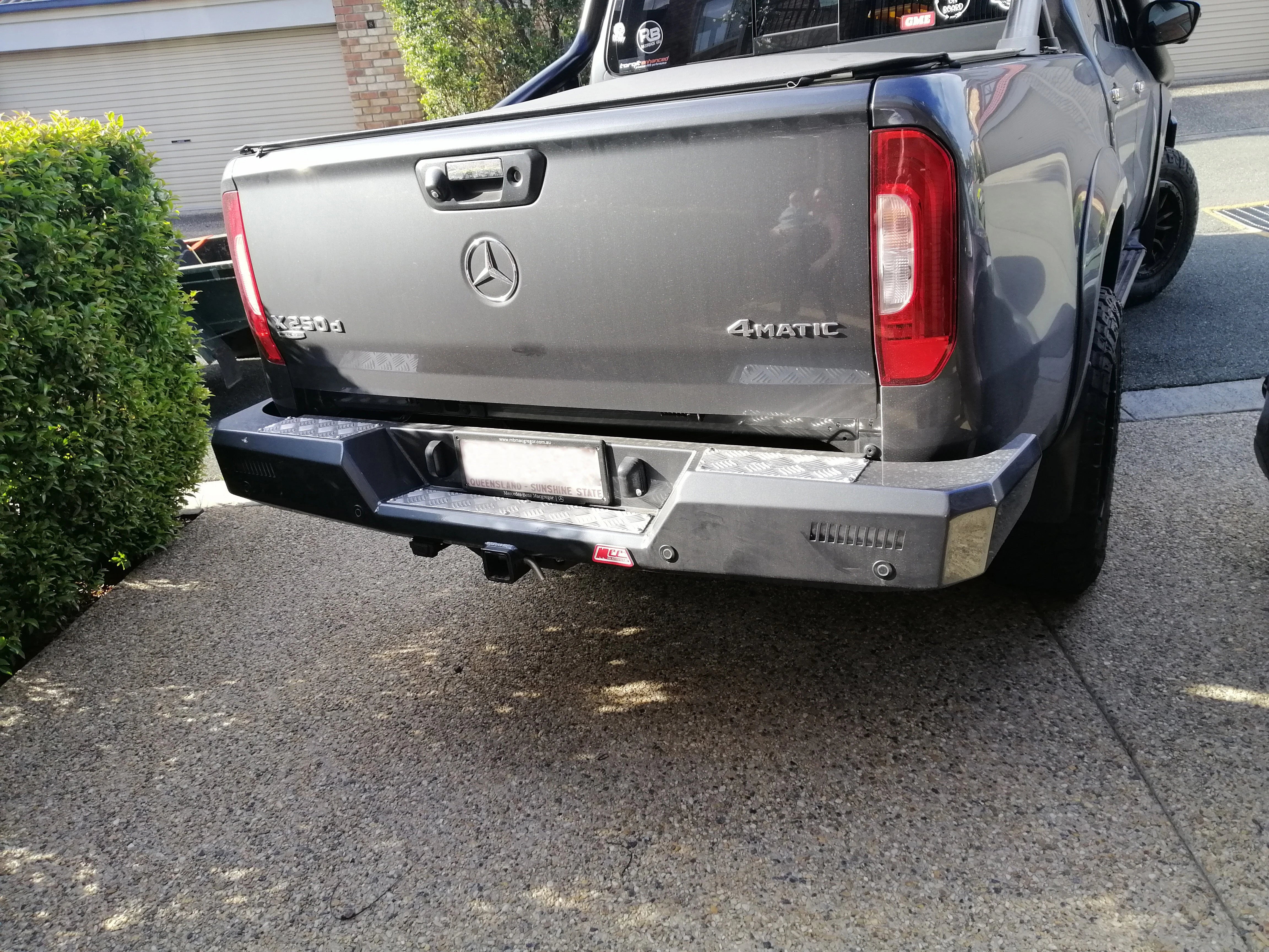 MERCEDES BENZ X-CLASS 17-20 ROCKER REAR BAR+STEP PLATE+FITTING KIT