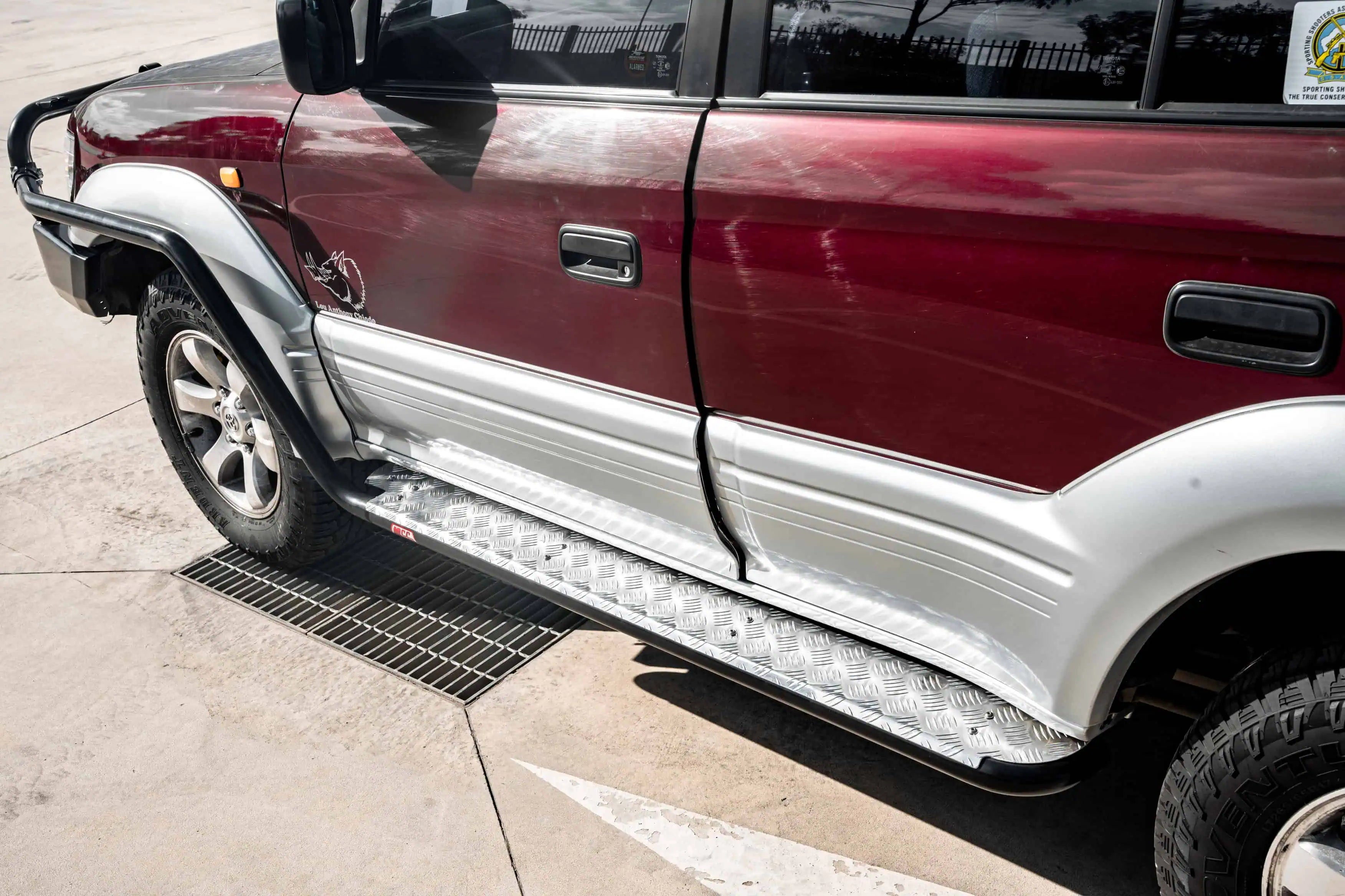 Prado 90/95 1996-2002 030-09BS Side Step Package - SKU MCC-01009-309BS